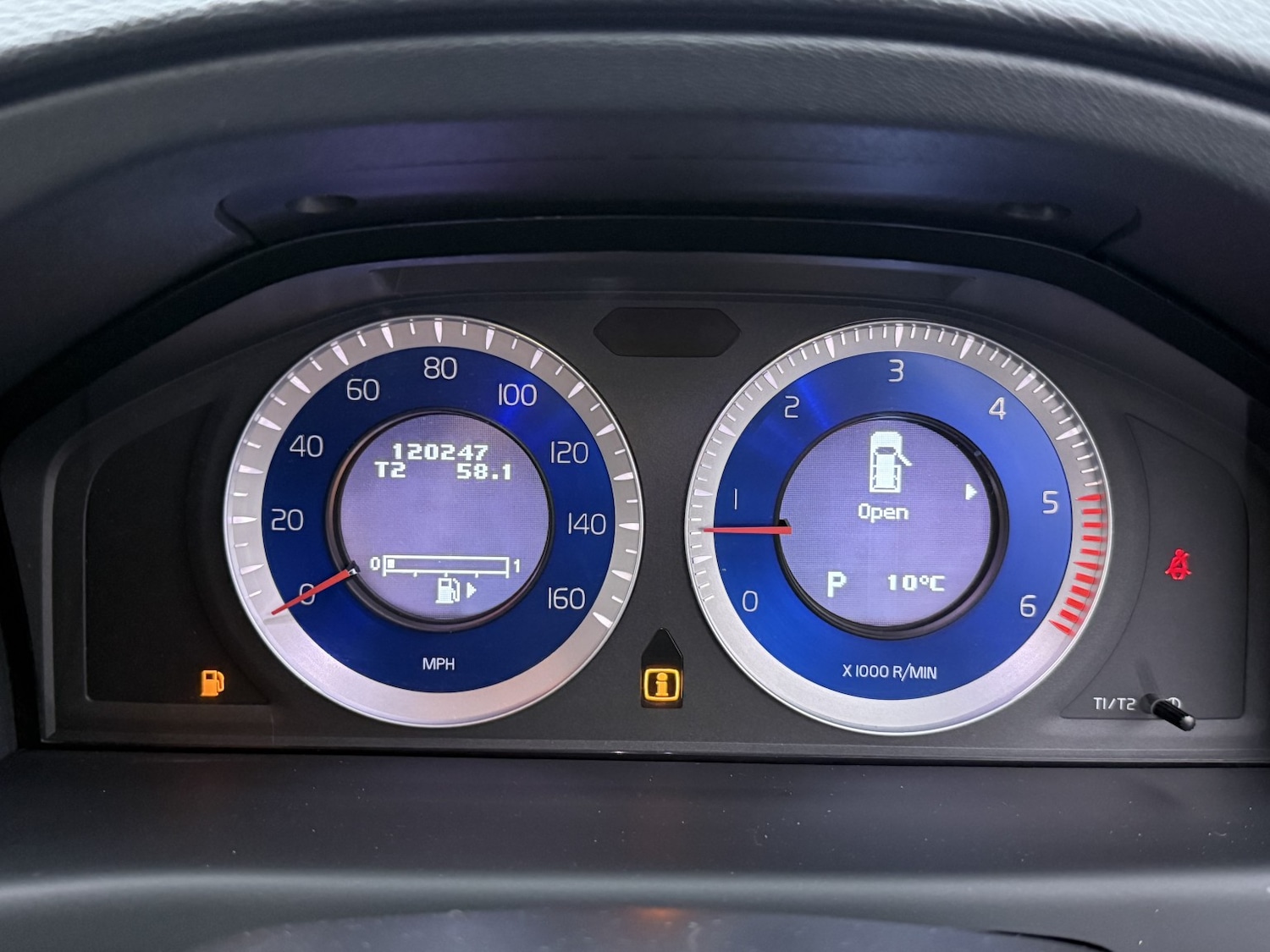 Used Volvo V70 2010 for sale - 77535901: Photo 52