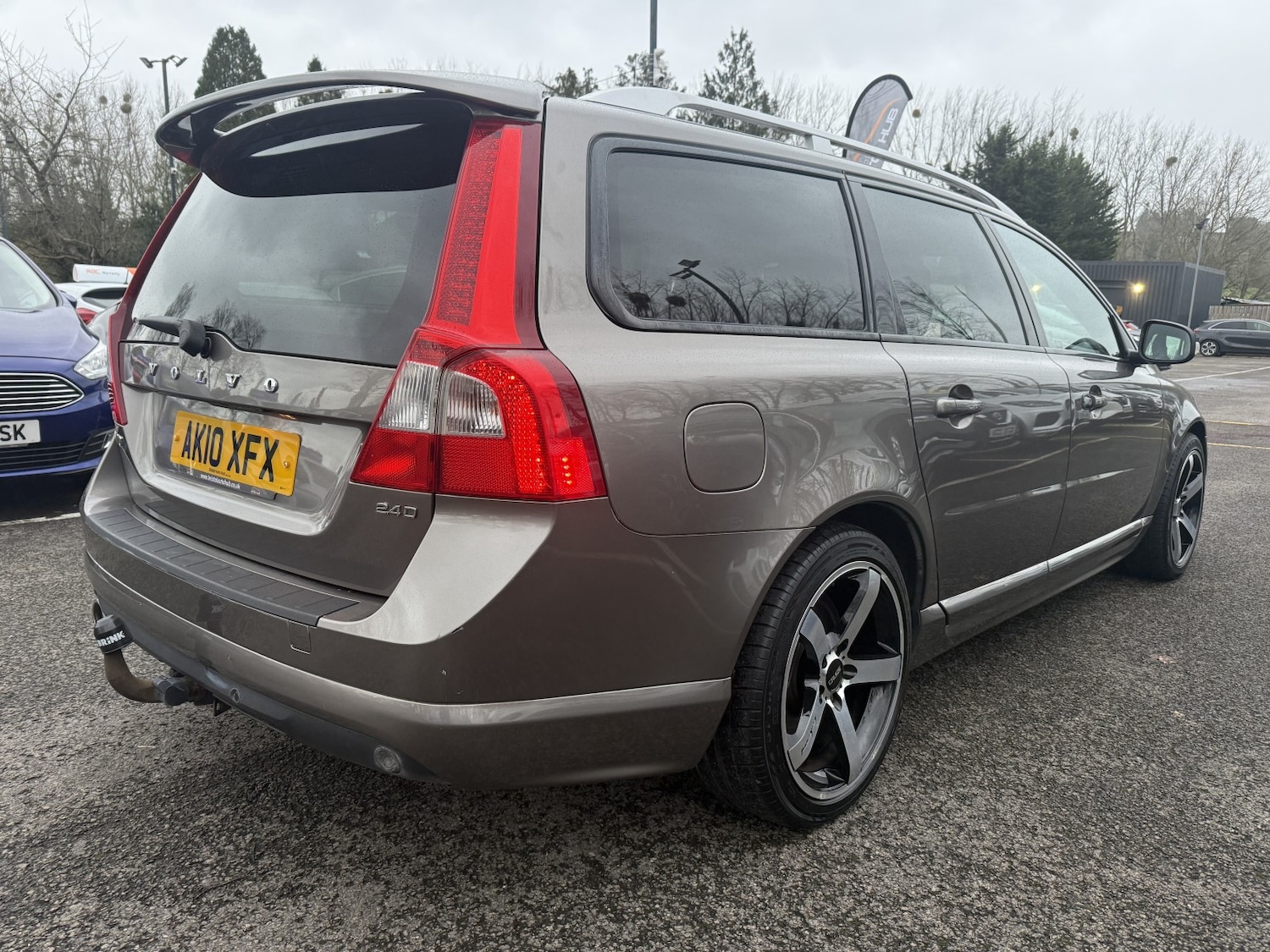 Used Volvo V70 2010 for sale - 77535901: Photo 9