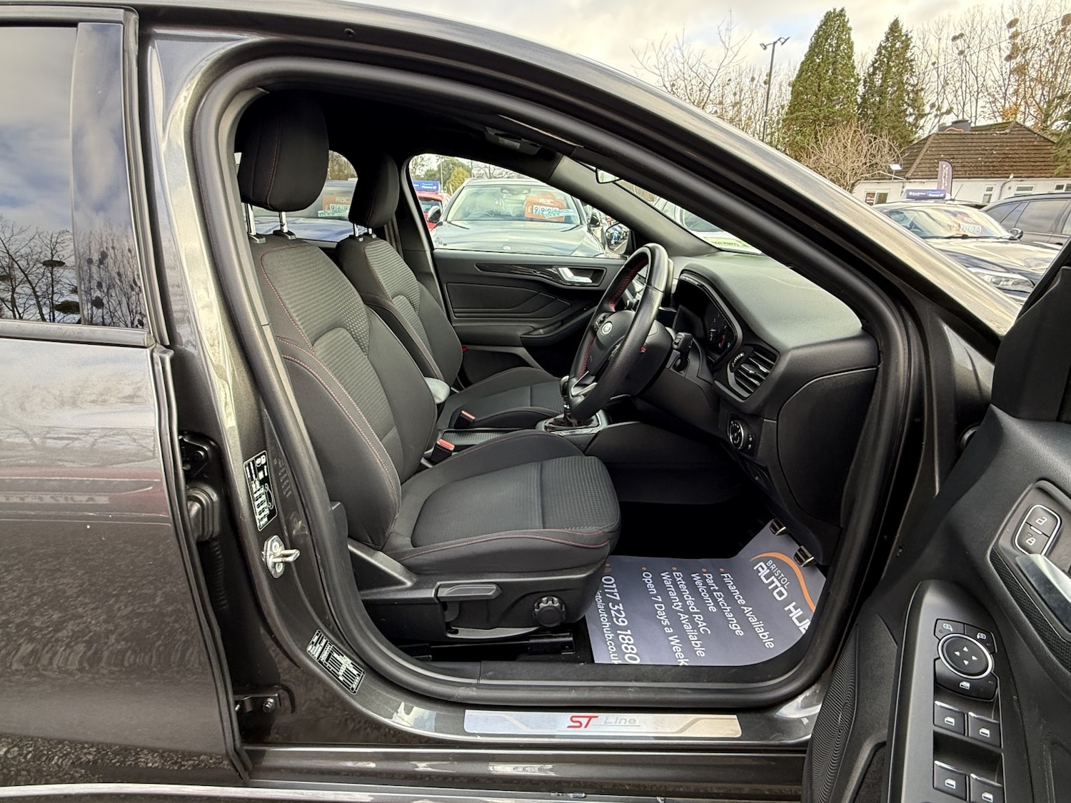 Used Ford Focus 2019 for sale - 76863897: Photo 13