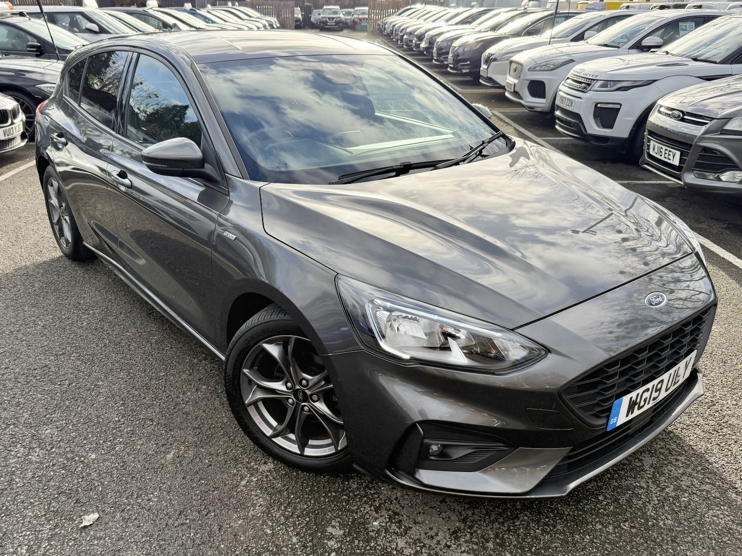 Used Ford Focus 2019 for sale - 76863897: Photo 3