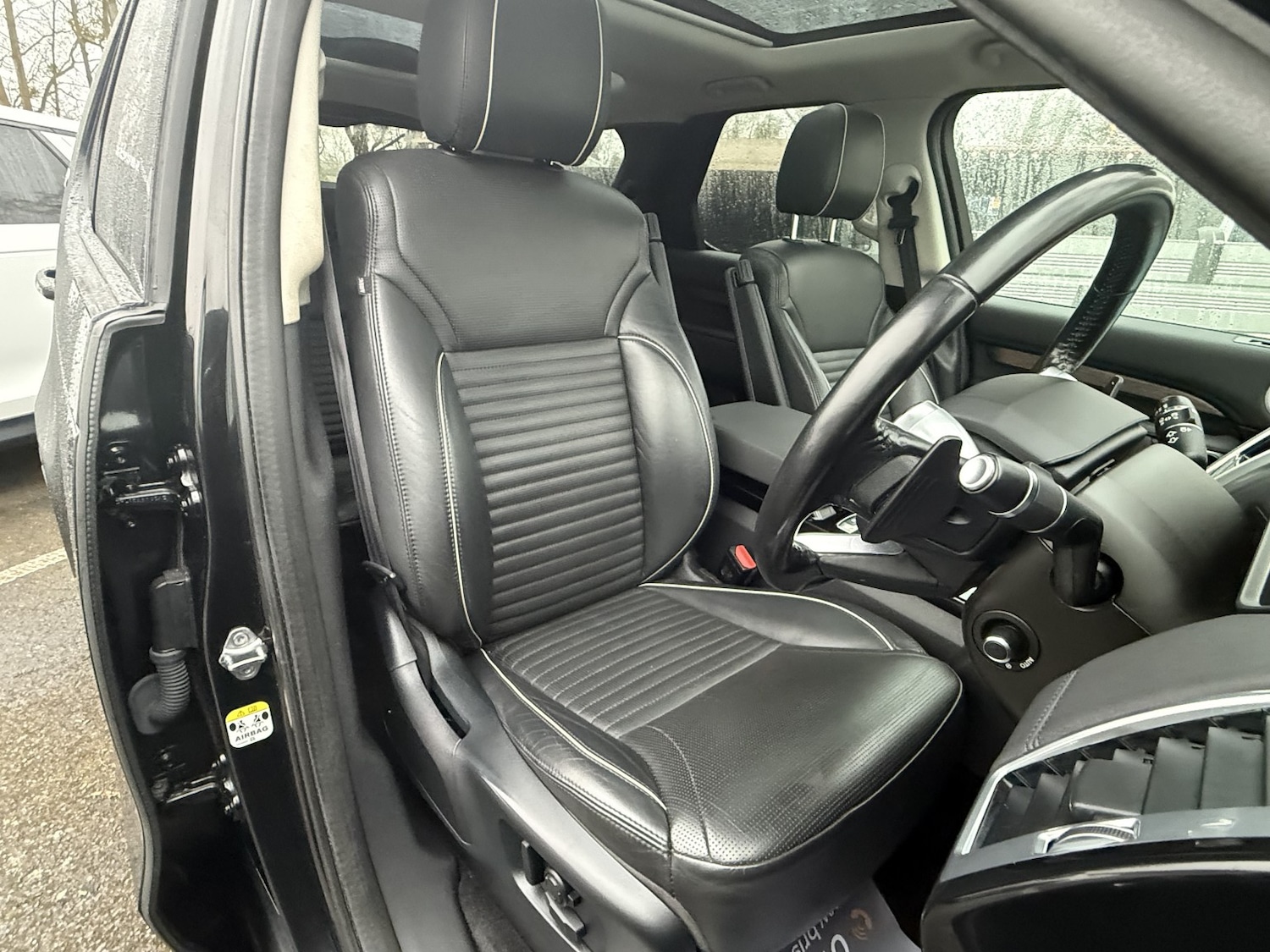 Used Land Rover Discovery 2019 for sale - 77636944: Photo 35