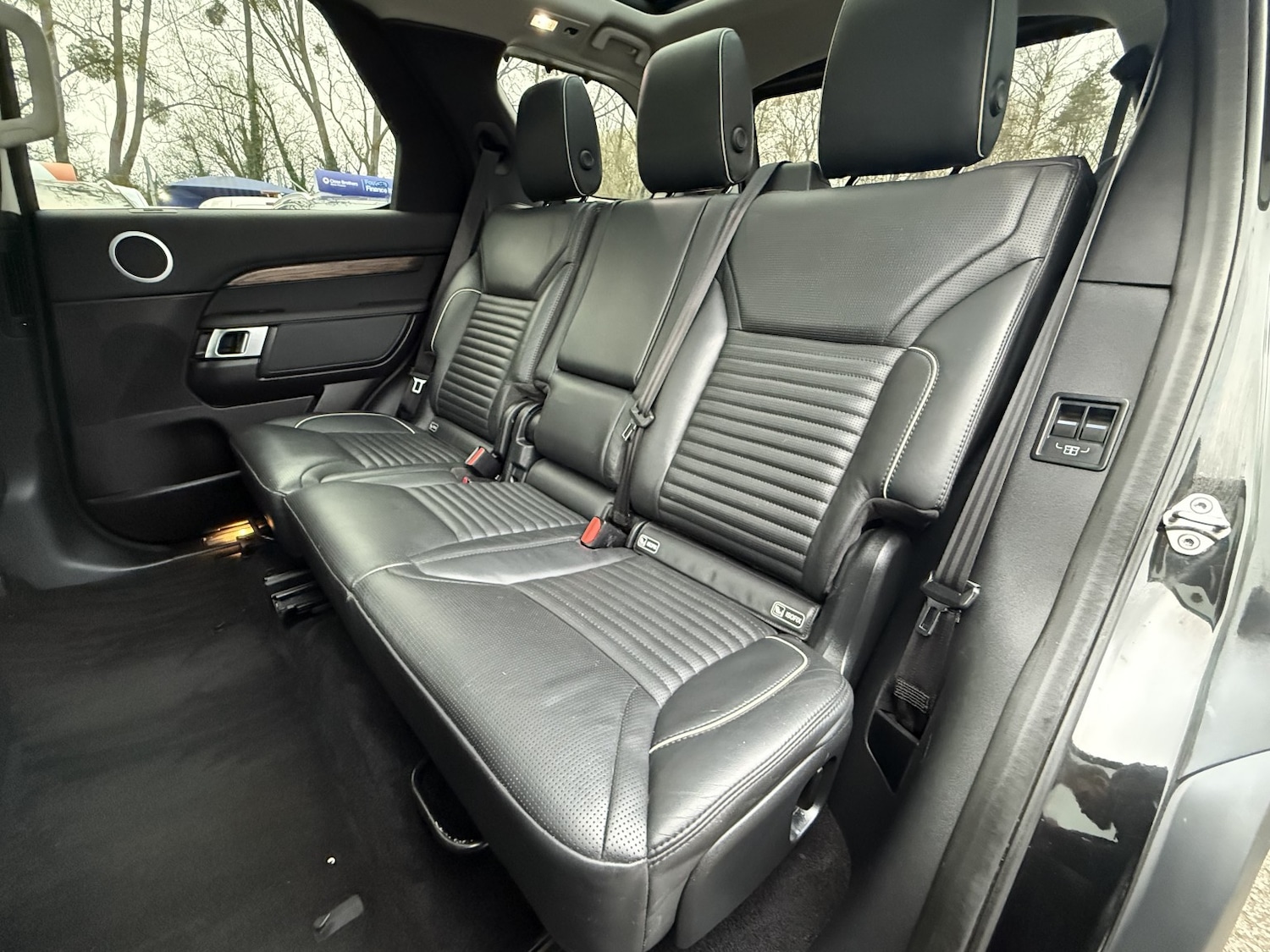 Used Land Rover Discovery 2019 for sale - 77636944: Photo 36