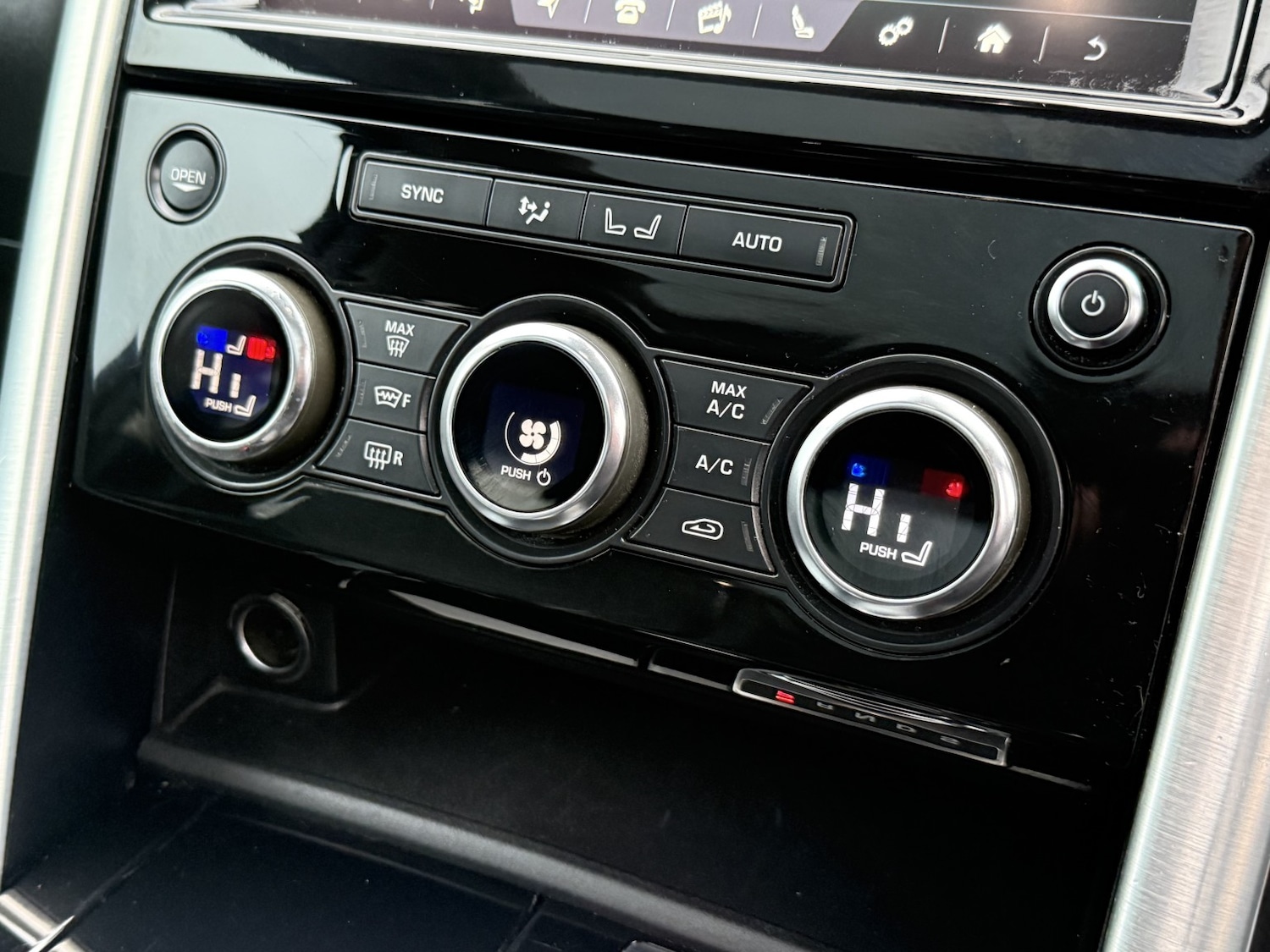 Used Land Rover Discovery 2019 for sale - 77636944: Photo 47