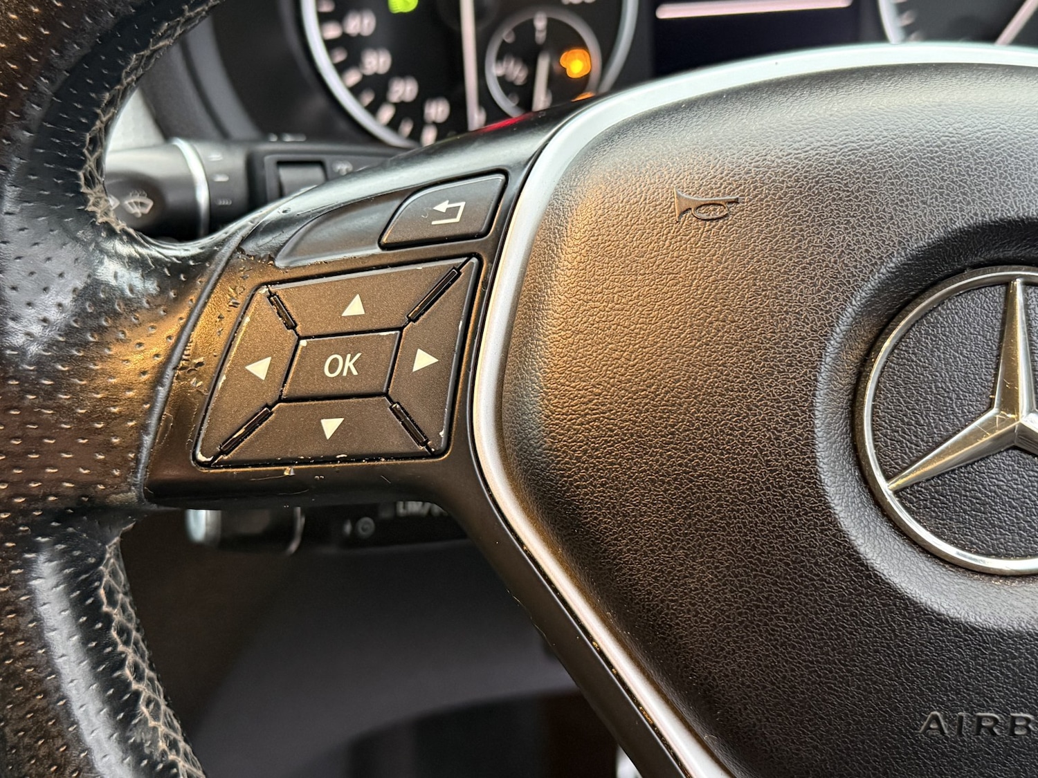 Used Mercedes-Benz B Class 2013 for sale - 76758850: Photo 44