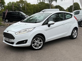Used Ford Fiesta 2017 for sale - 76016739: Photo