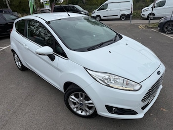 Used Ford Fiesta 2017 for sale - 76016739: Photo