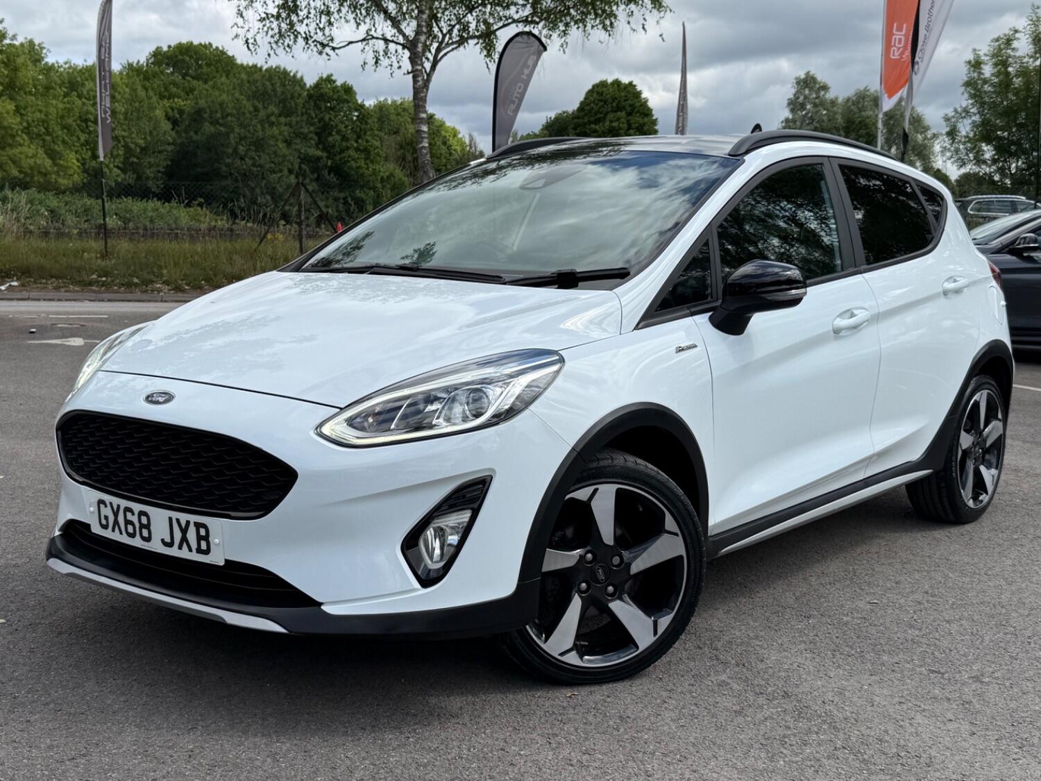 Used Ford Fiesta 2018 for sale - 76793368: Photo 2