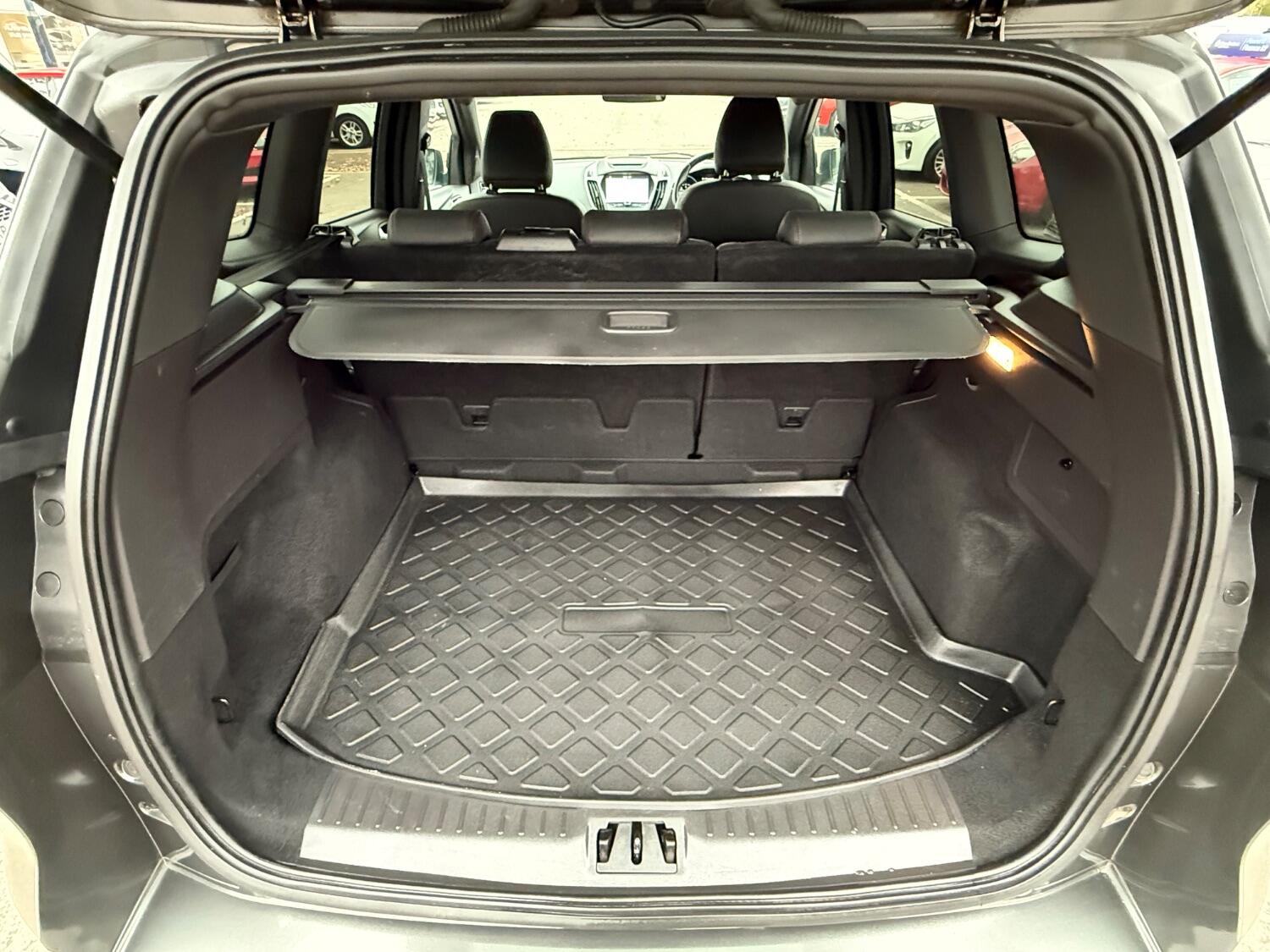 Used Ford Kuga 2018 for sale - 76268549: Photo 16