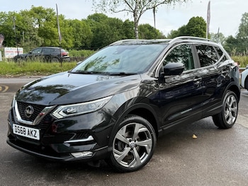 Used Nissan Qashqai 2018 for sale - 74858947: Photo