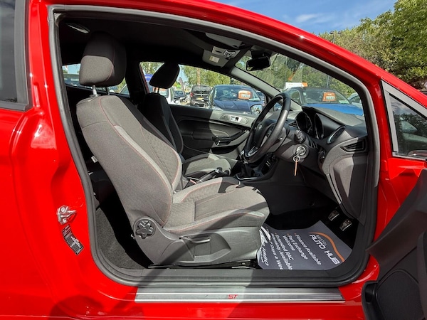 Used Ford Fiesta 2016 for sale - 75160460: Photo 13