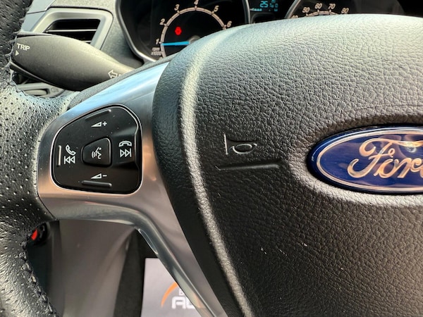 Used Ford Fiesta 2016 for sale - 75160460: Photo 27