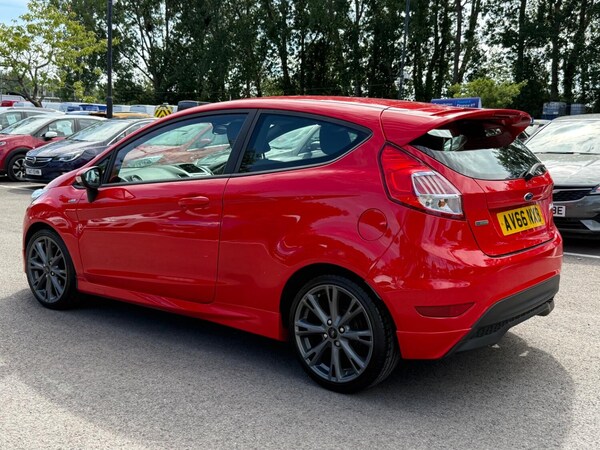 Used Ford Fiesta 2016 for sale - 75160460: Photo 33