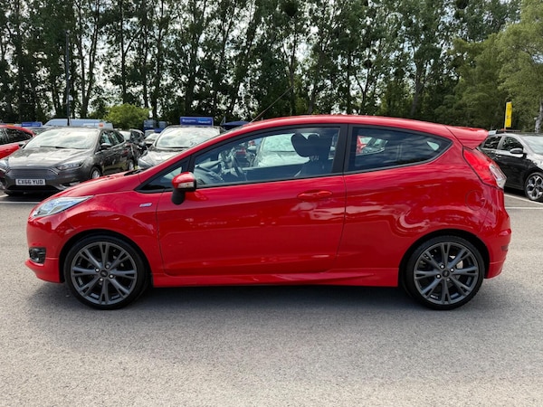 Used Ford Fiesta 2016 for sale - 75160460: Photo 9