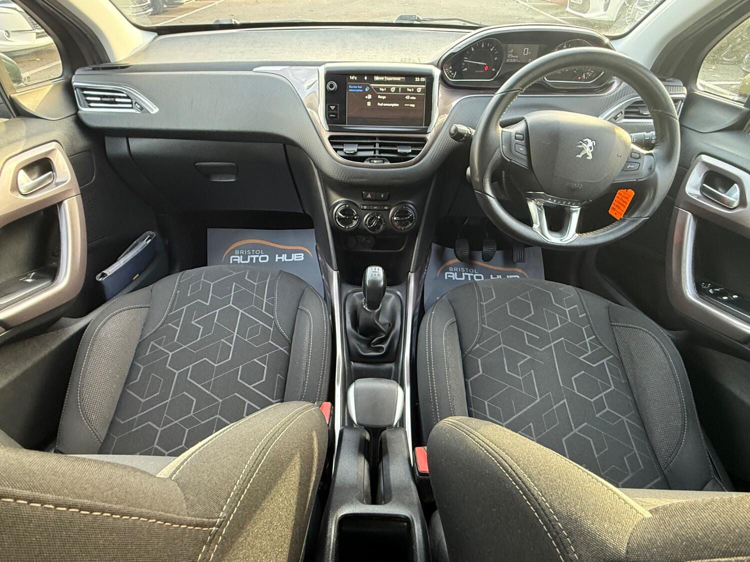 Used Peugeot 2008 2014 for sale - 76387346: Photo 12