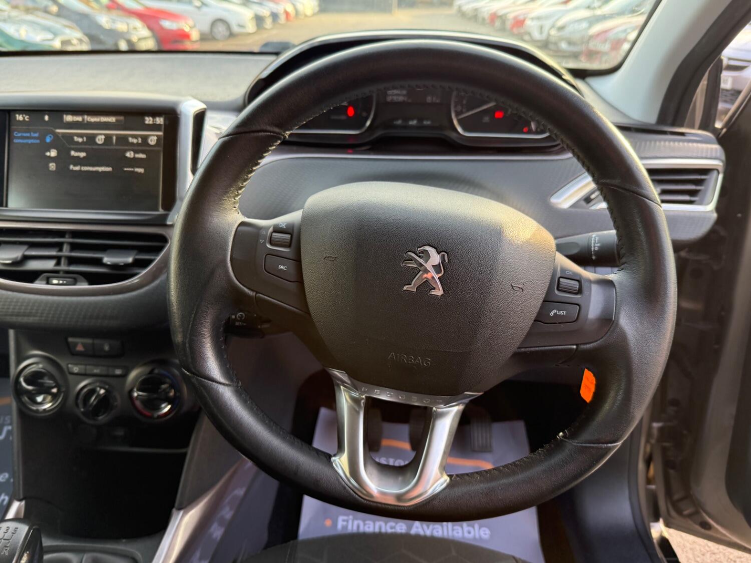 Used Peugeot 2008 2014 for sale - 76387346: Photo 29