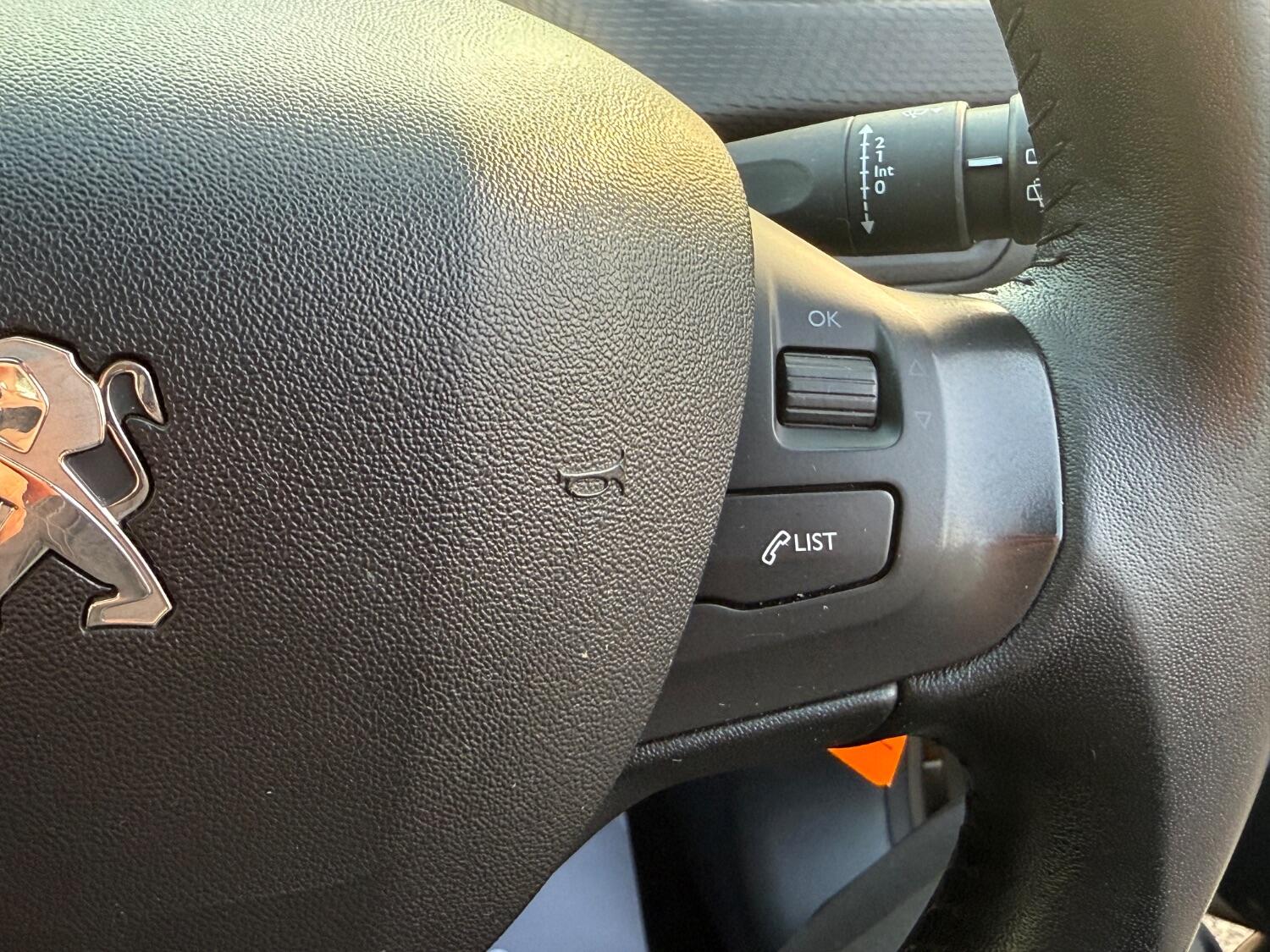 Used Peugeot 2008 2014 for sale - 76387346: Photo 46