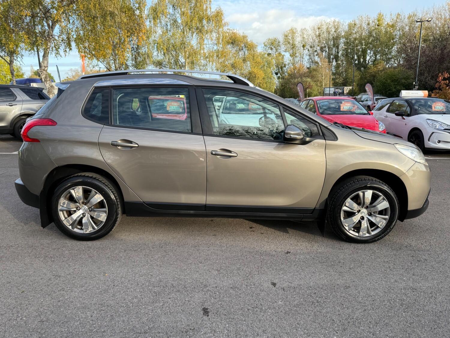 Used Peugeot 2008 2014 for sale - 76387346: Photo 8
