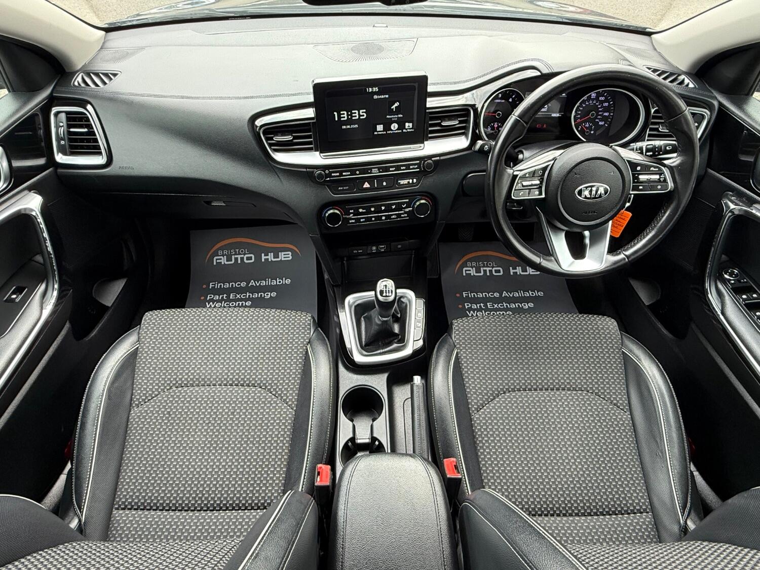 Used Kia Ceed 2019 for sale - 76618596: Photo 30