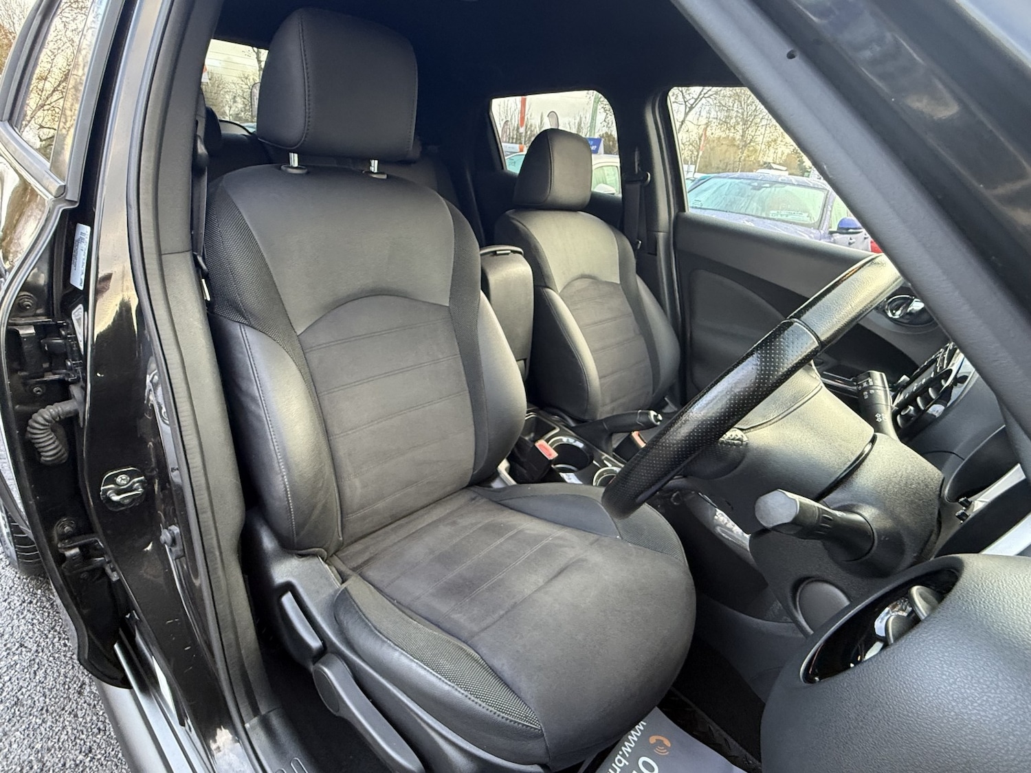 Used Nissan Juke 2016 for sale - 76793383: Photo 36