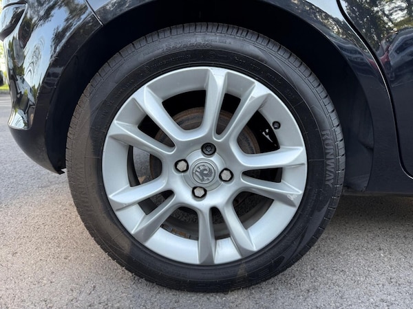 Used Vauxhall Corsa 2009 for sale - 74650937: Photo 25