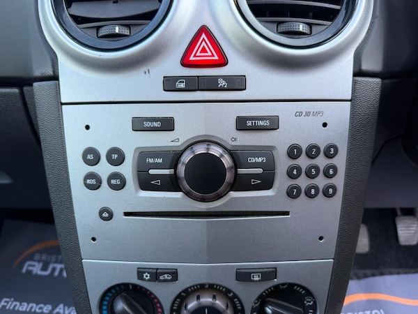 Used Vauxhall Corsa 2009 for sale - 74650937: Photo 30