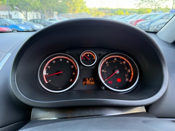 Used Vauxhall Corsa 2009 for sale - 74650937: Photo 46