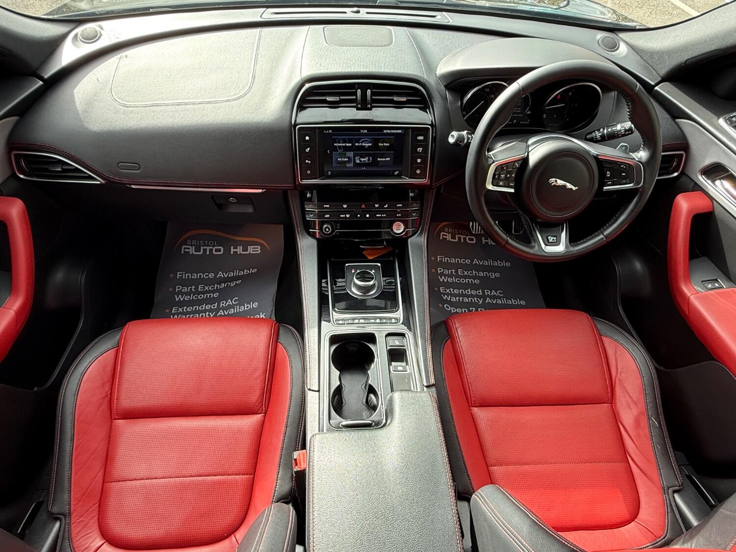 Used Jaguar F-Pace 2018 for sale - 76211775: Photo 11