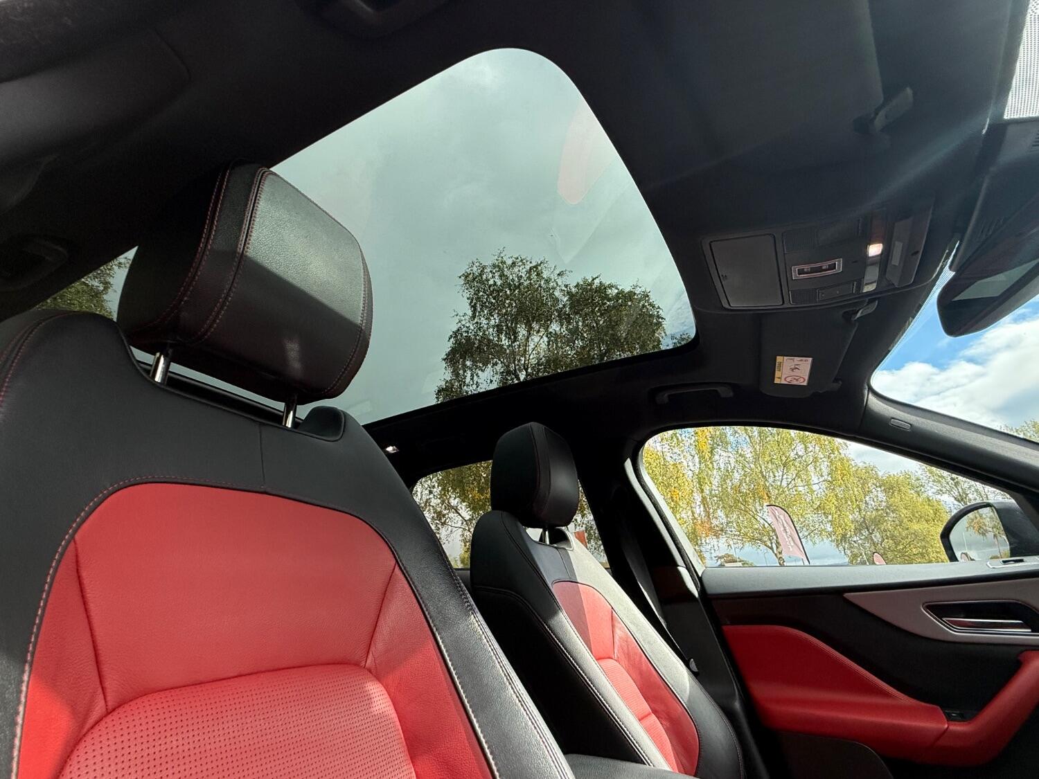 Used Jaguar F-Pace 2018 for sale - 76211775: Photo 34