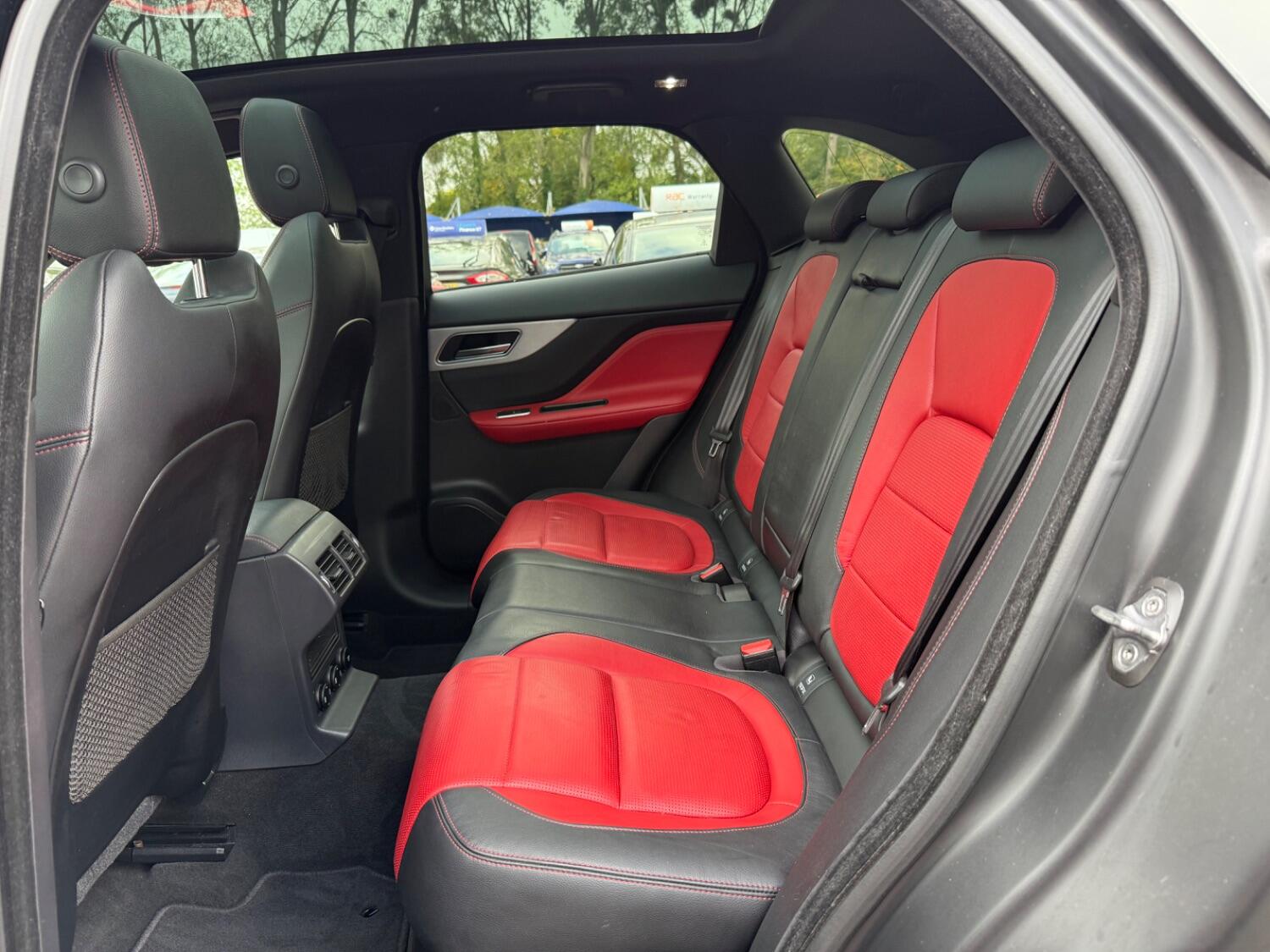 Used Jaguar F-Pace 2018 for sale - 76211775: Photo 41