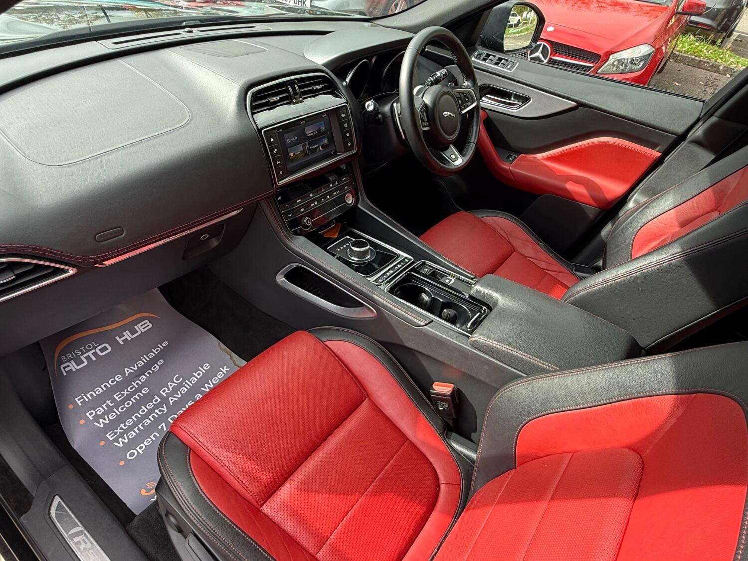 Used Jaguar F-Pace 2018 for sale - 76211775: Photo 42