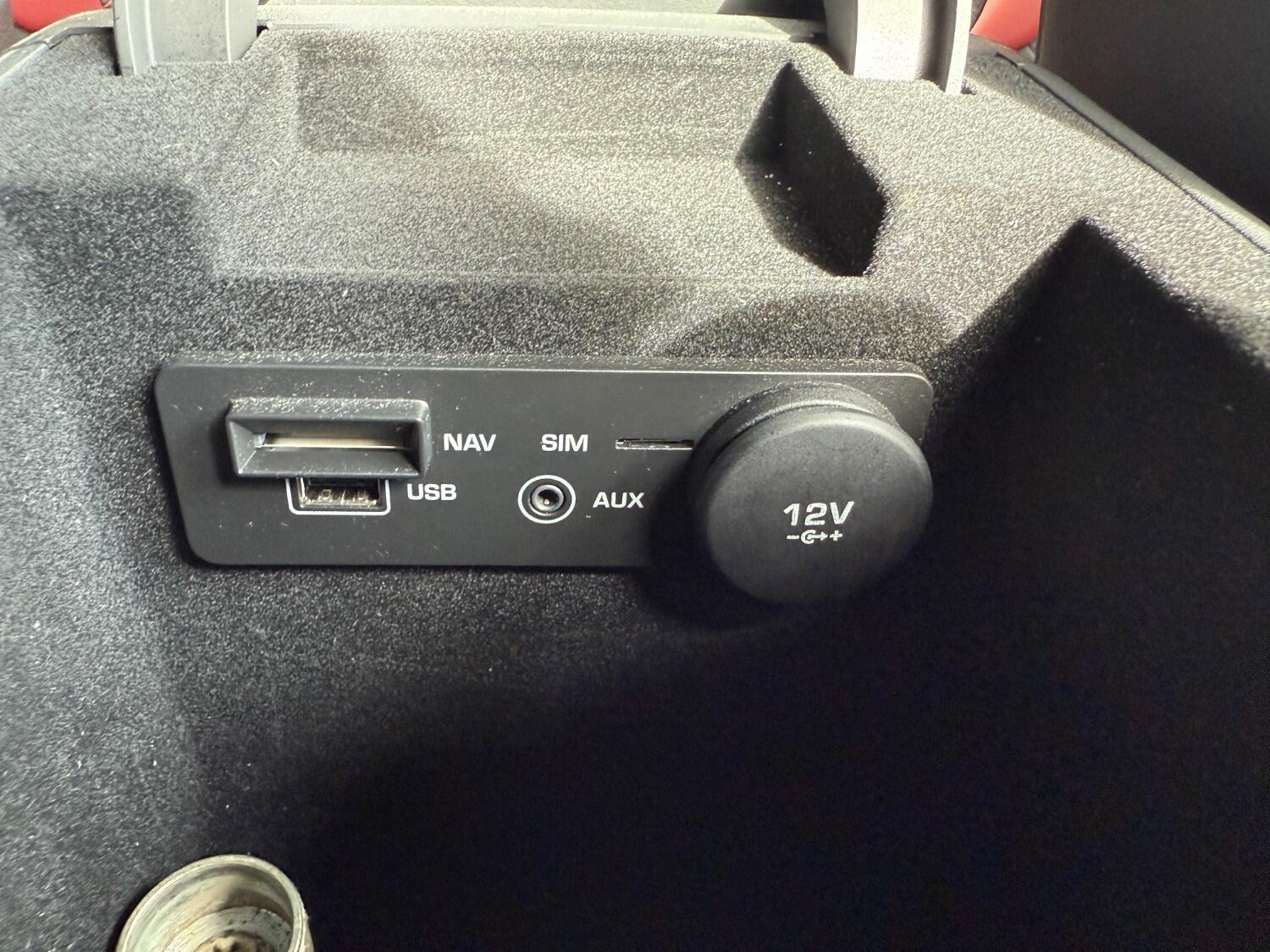 Used Jaguar F-Pace 2018 for sale - 76211775: Photo 54