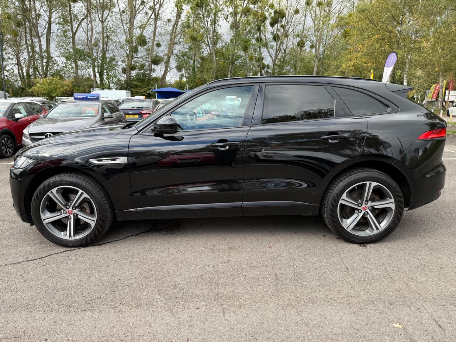 Used Jaguar F-Pace 2018 for sale - 76211775: Photo 7
