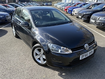 Used Volkswagen Golf 2016 for sale - 78070525: Photo