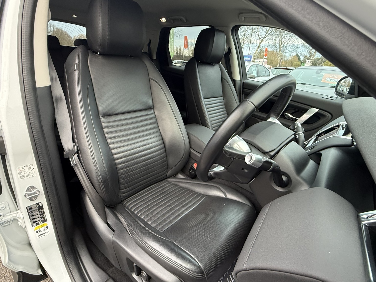 Used Land Rover Discovery Sport 2019 for sale - 77750031: Photo 40