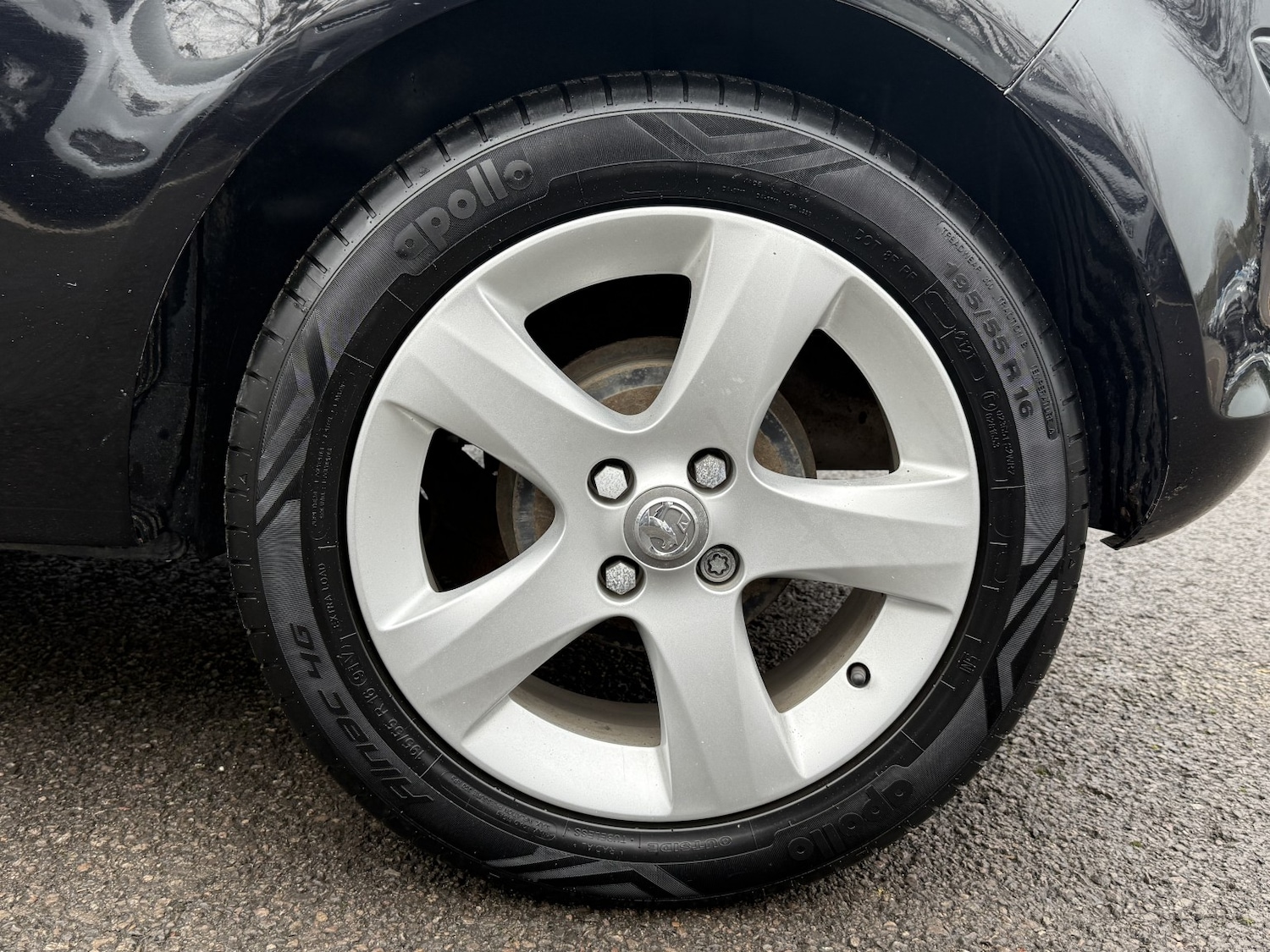 Used Vauxhall Corsa 2011 for sale - 76751886: Photo 25