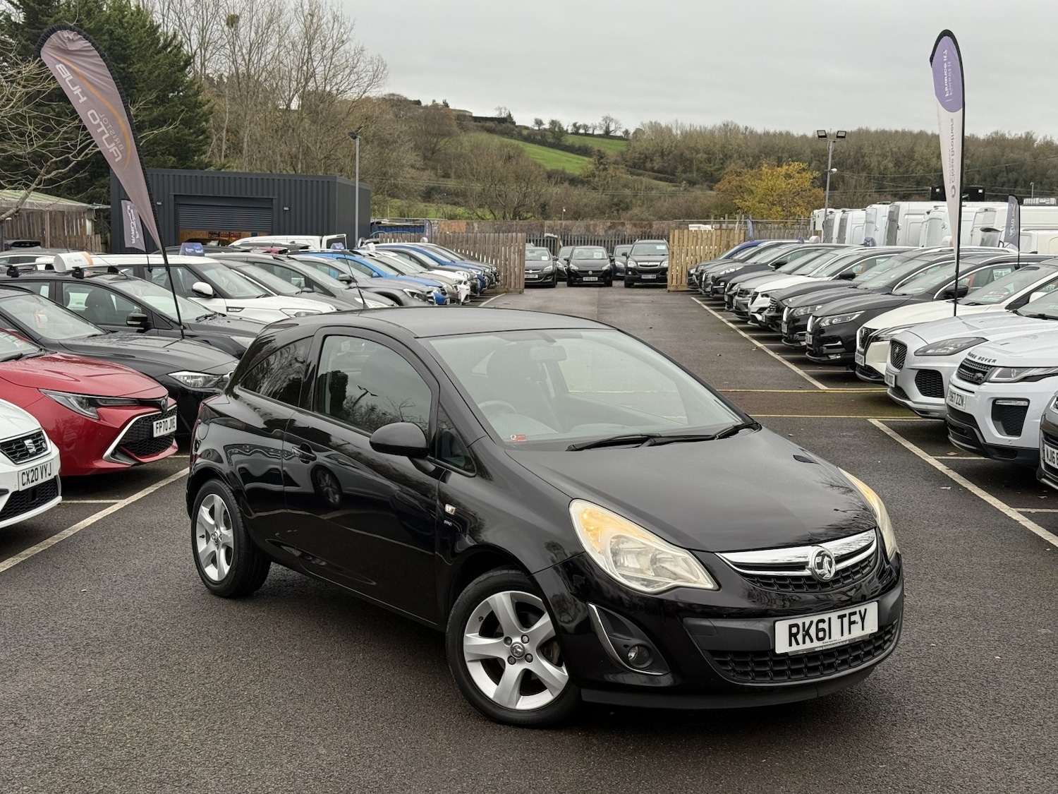 Used Vauxhall Corsa 2011 for sale - 76751886: Photo 3