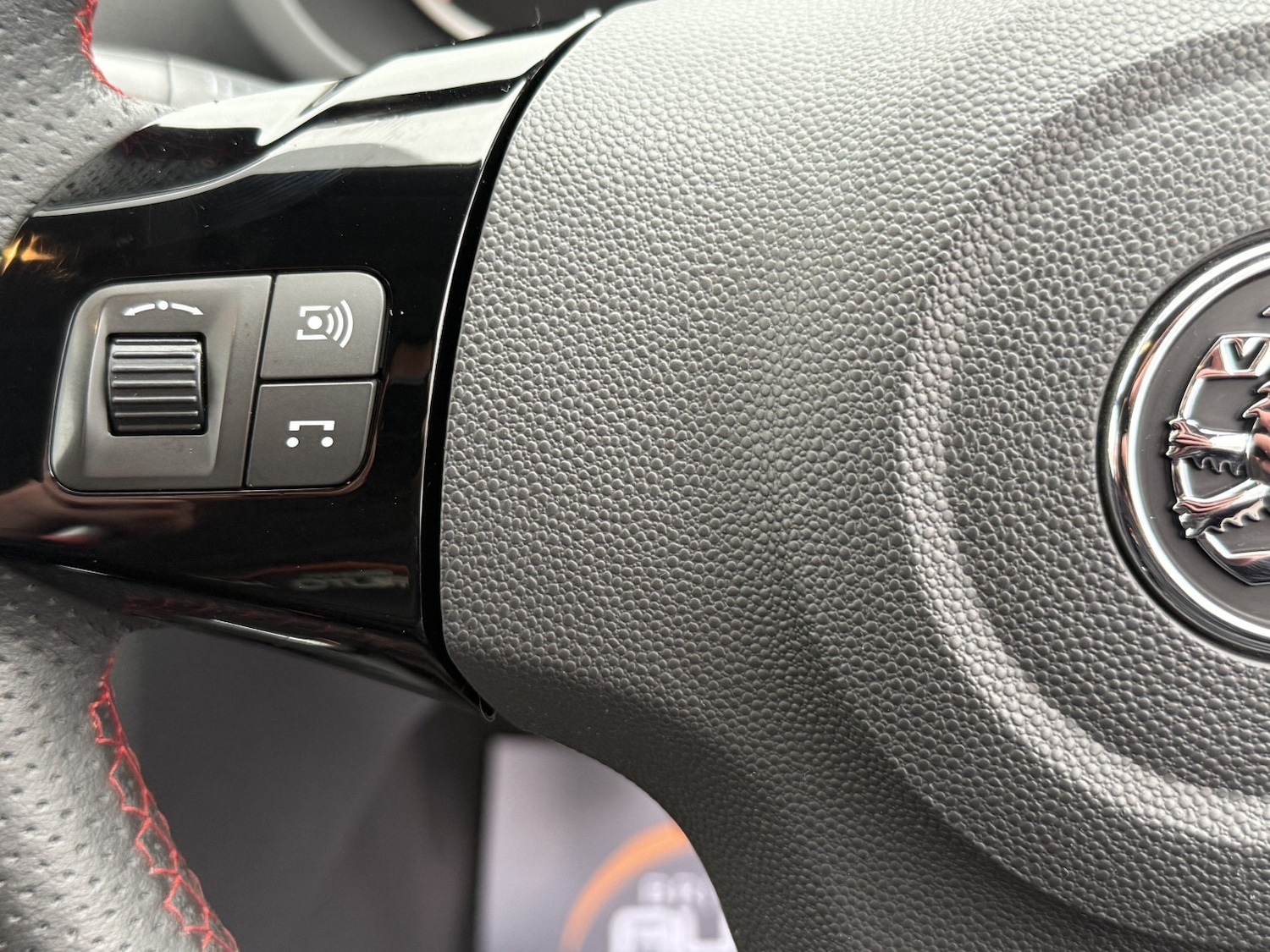 Used Vauxhall Corsa 2011 for sale - 76751886: Photo 31