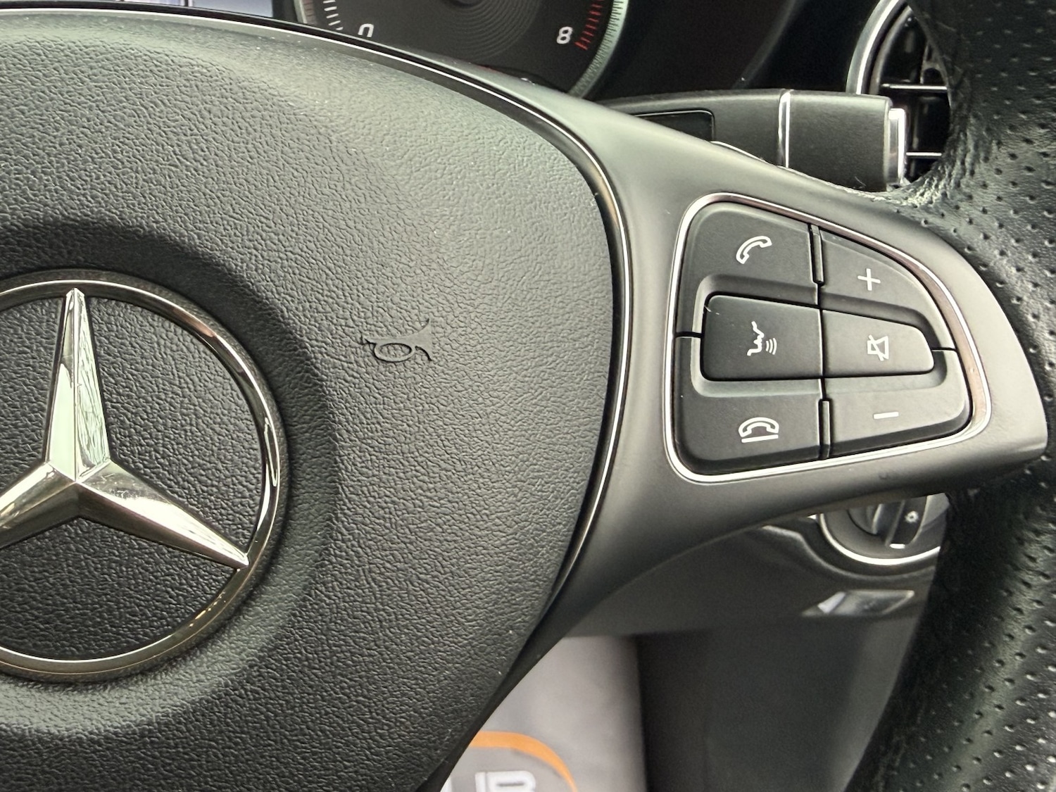 Used Mercedes-Benz GLC 2019 for sale - 77319854: Photo 33