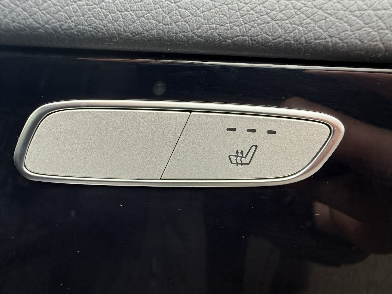 Used Mercedes-Benz GLC 2019 for sale - 77319854: Photo 52