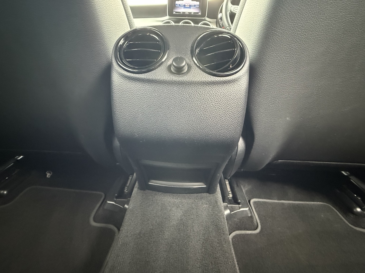 Used Mercedes-Benz GLC 2019 for sale - 77319854: Photo 55