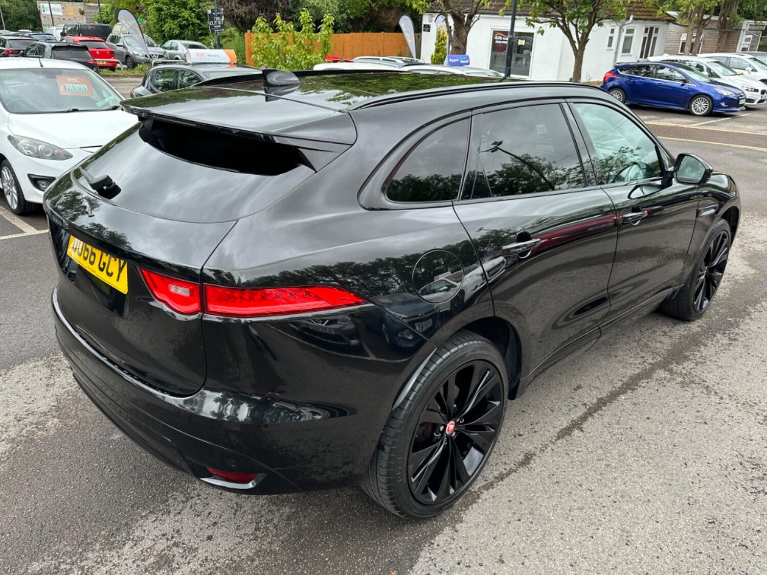 Used Jaguar F-Pace 2017 for sale - 76687275: Photo 24