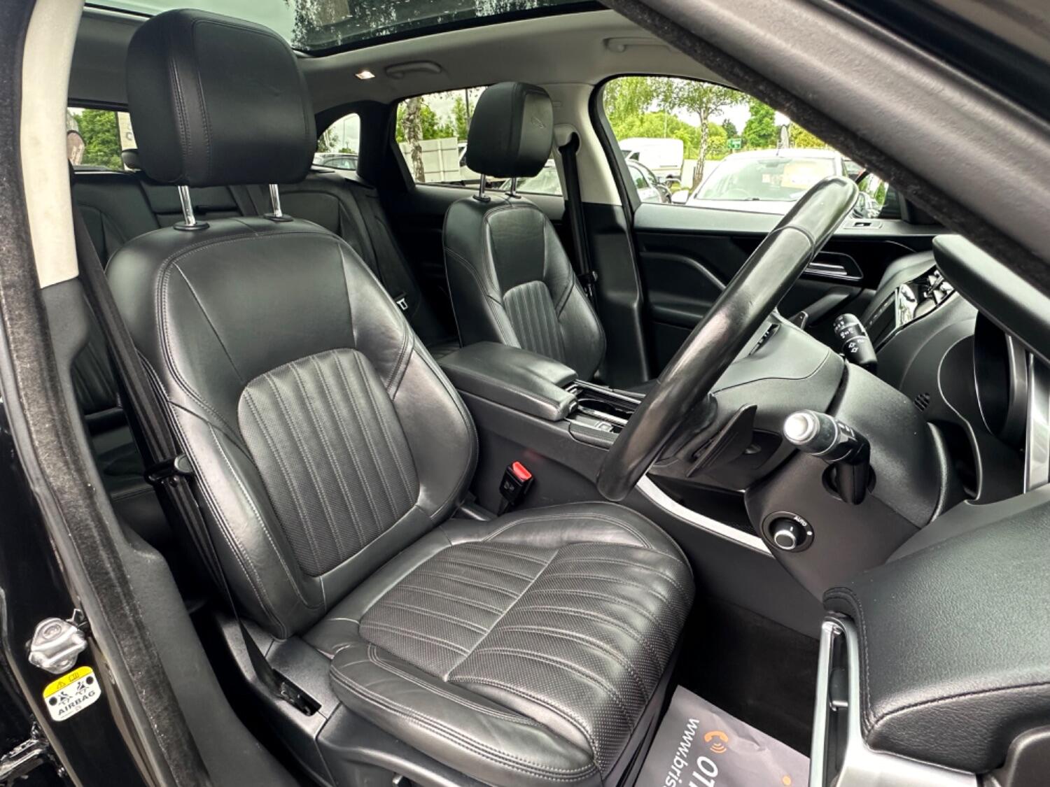 Used Jaguar F-Pace 2017 for sale - 76687275: Photo 40