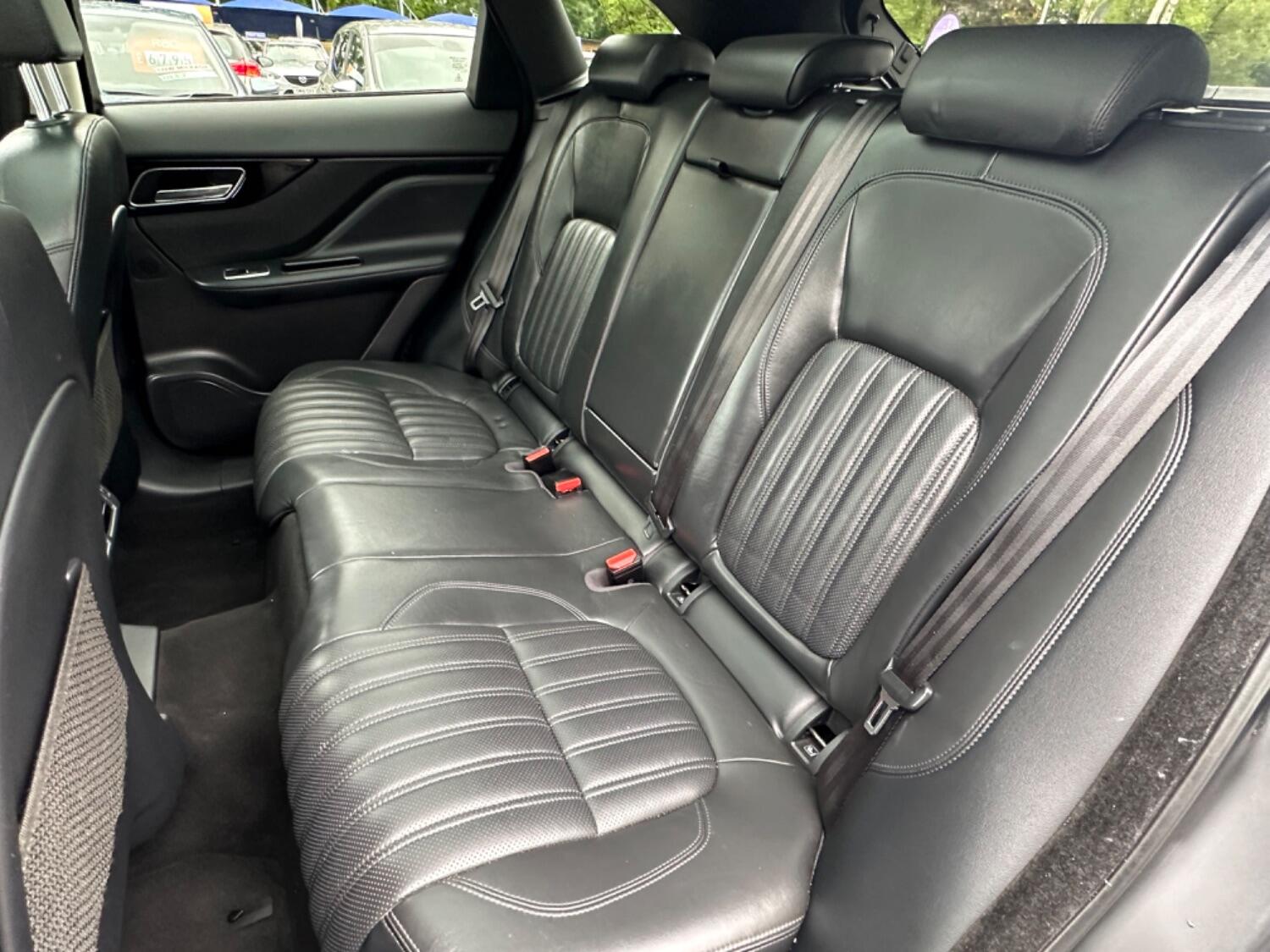 Used Jaguar F-Pace 2017 for sale - 76687275: Photo 42