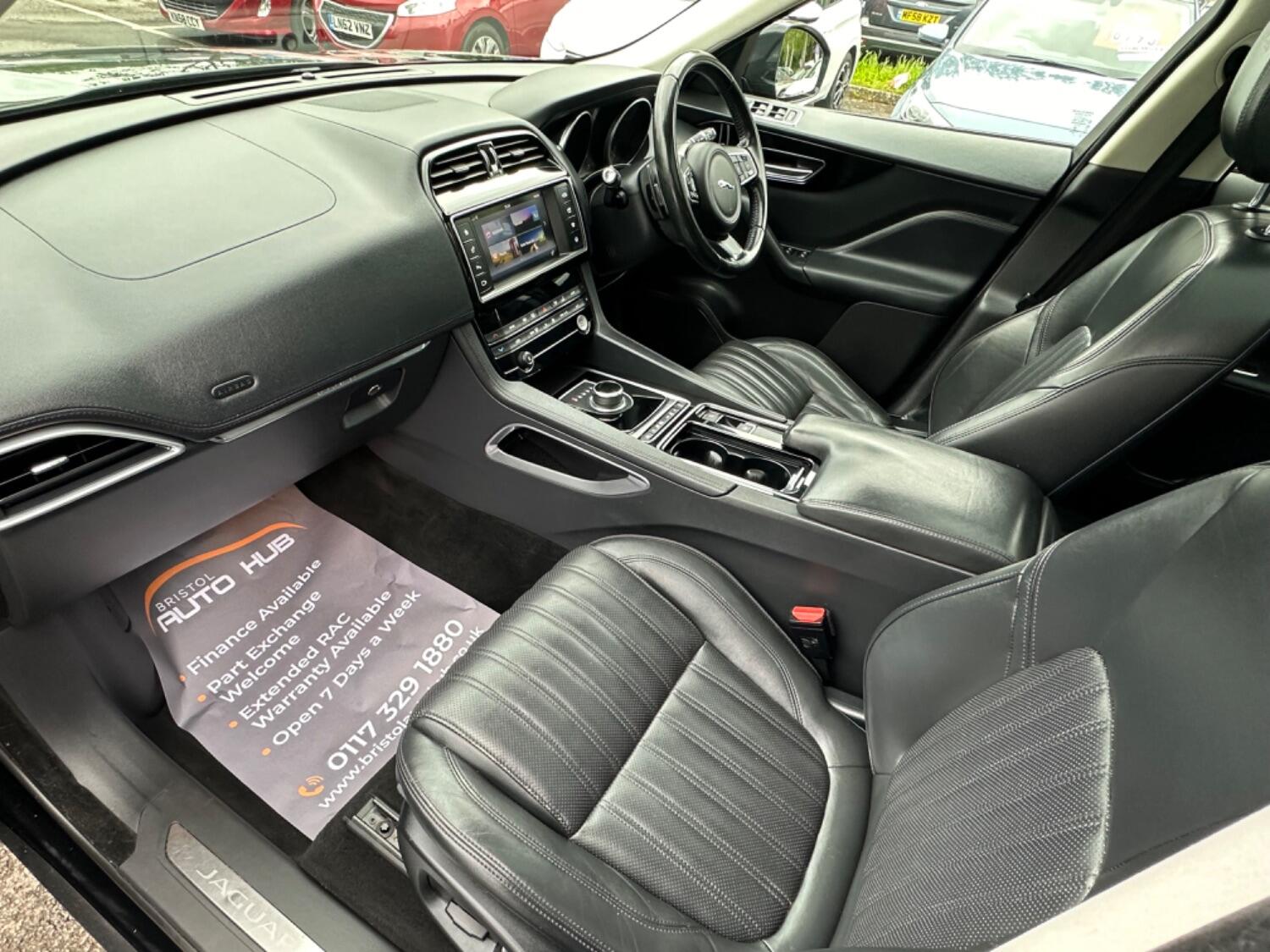Used Jaguar F-Pace 2017 for sale - 76687275: Photo 43