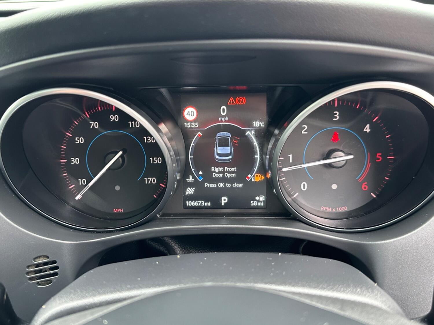 Used Jaguar F-Pace 2017 for sale - 76687275: Photo 50