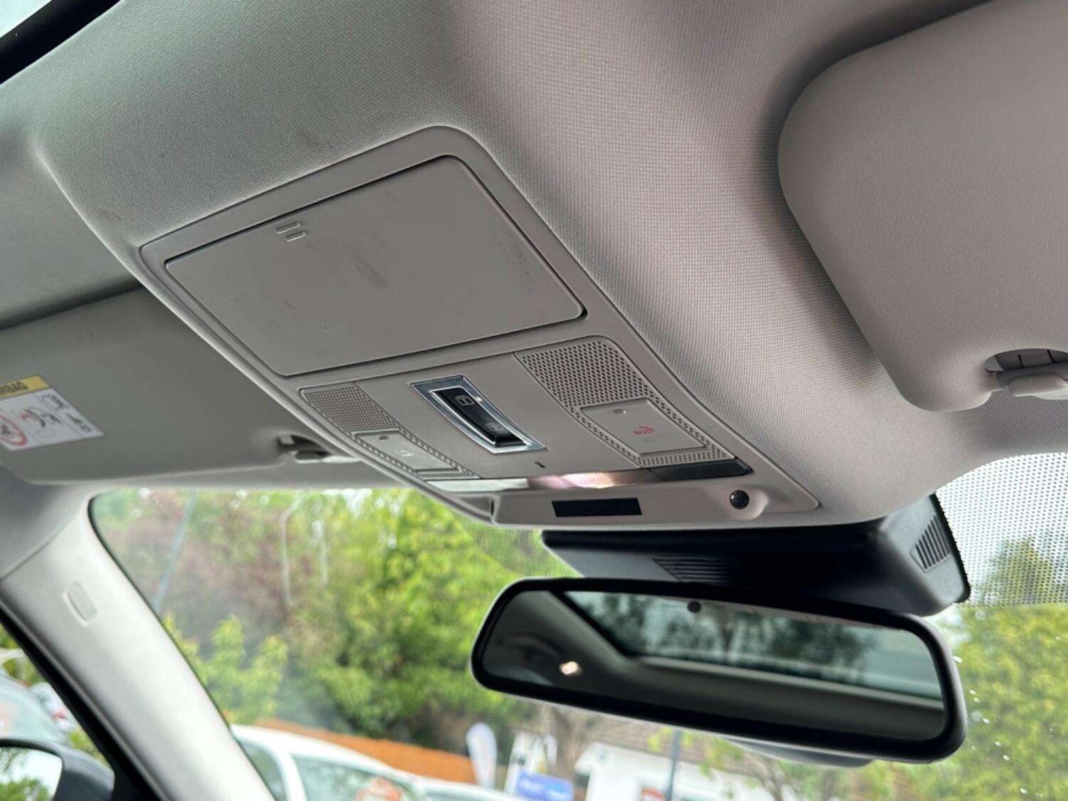 Used Jaguar F-Pace 2017 for sale - 76687275: Photo 52