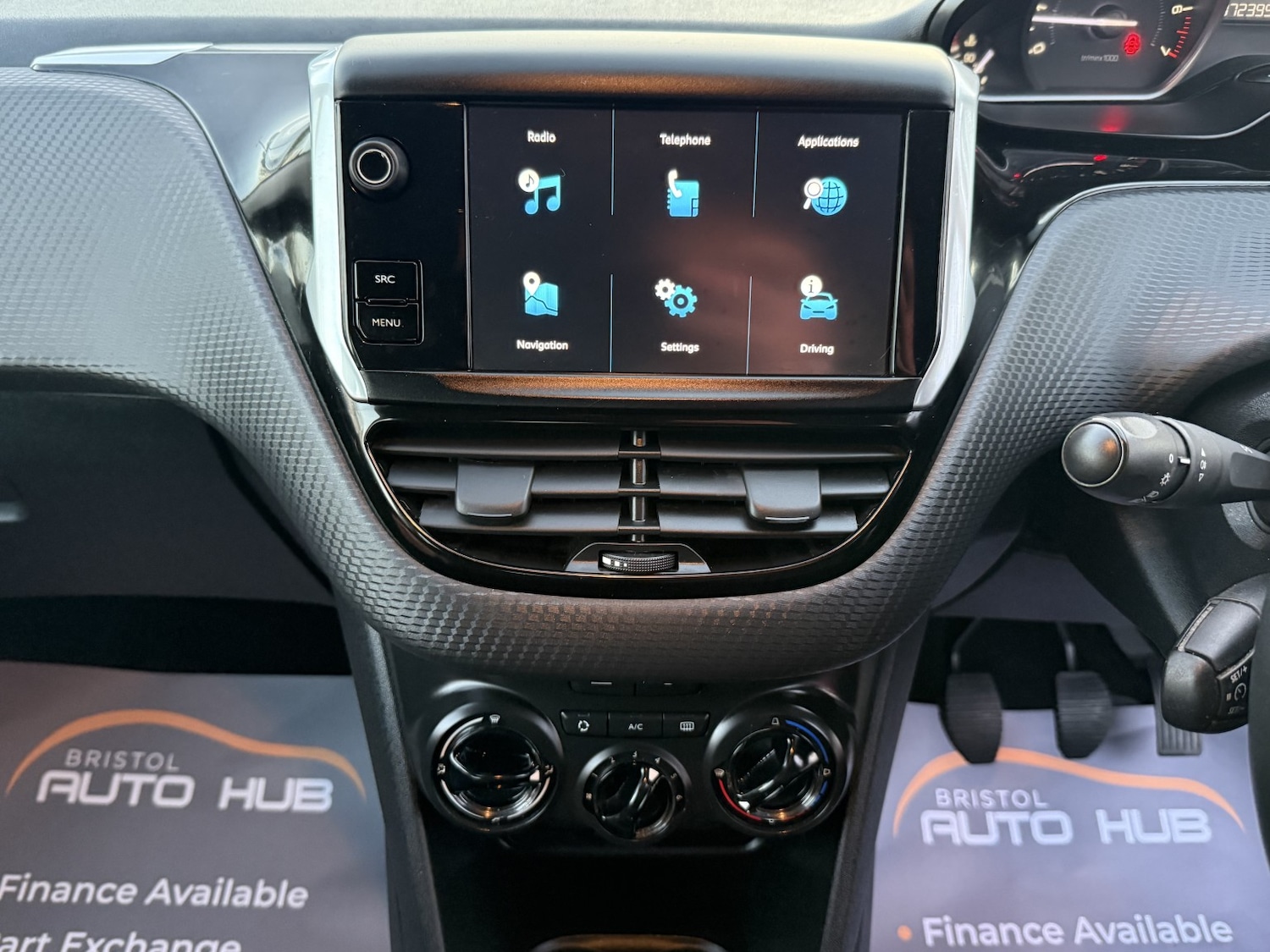 Used Peugeot 208 2018 for sale - 76884854: Photo 25