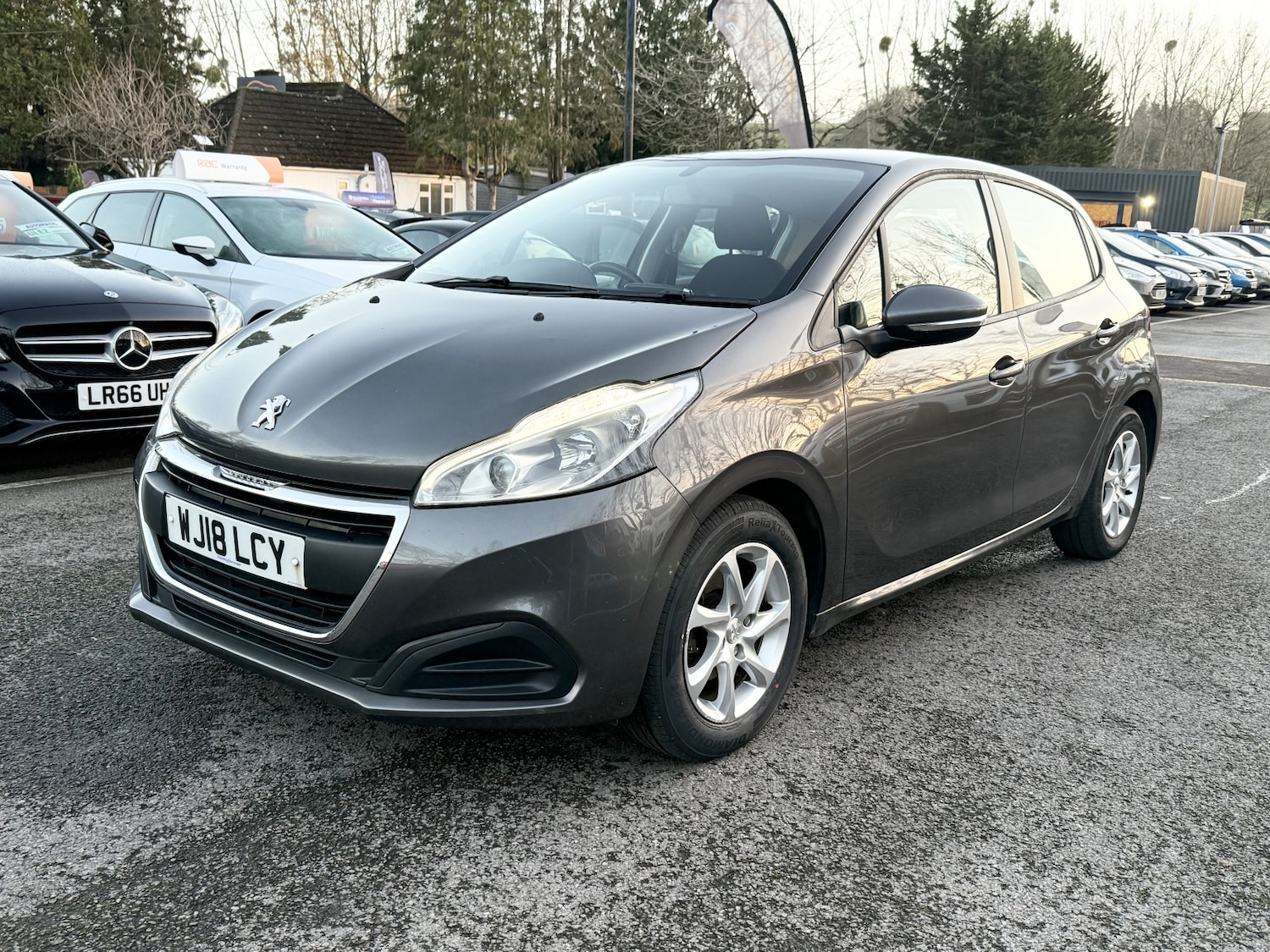 Used Peugeot 208 2018 for sale - 76884854: Photo 30
