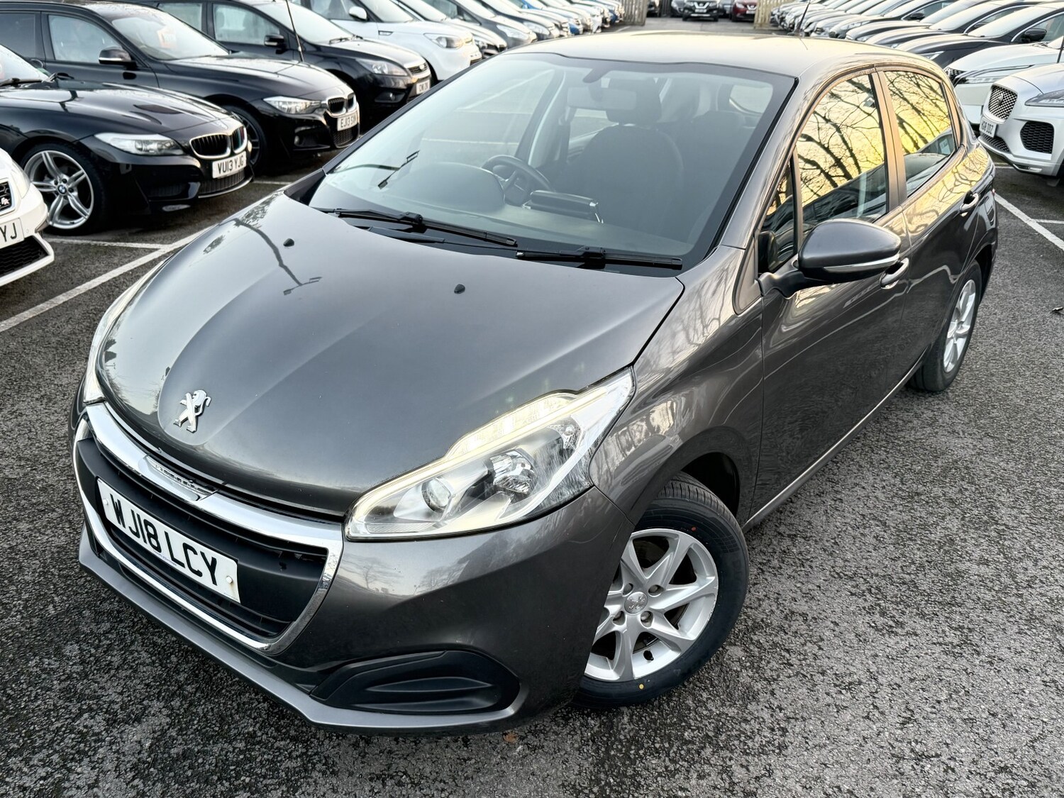 Used Peugeot 208 2018 for sale - 76884854: Photo 4