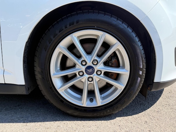 Used Ford Grand C-Max 2016 for sale - 75686039: Photo 25